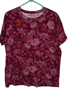 3/$20 LOFT Maroon Floral Short Sleeve Shirt